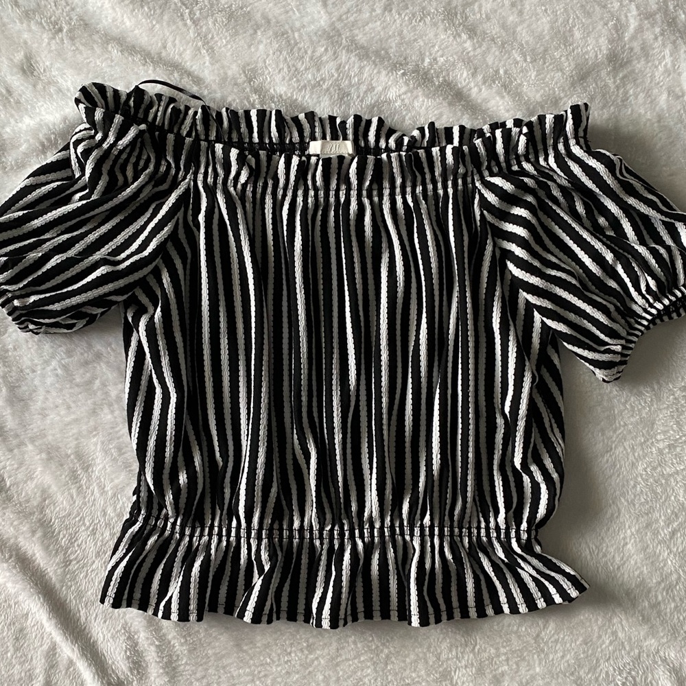 H&M Black and White Striped Off Shoulder Top